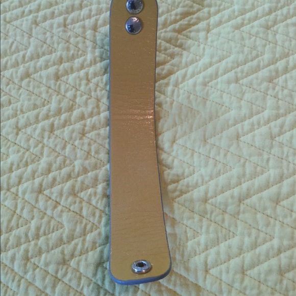 Vera Bradley Snap Bracelet - Picture 3 of 3